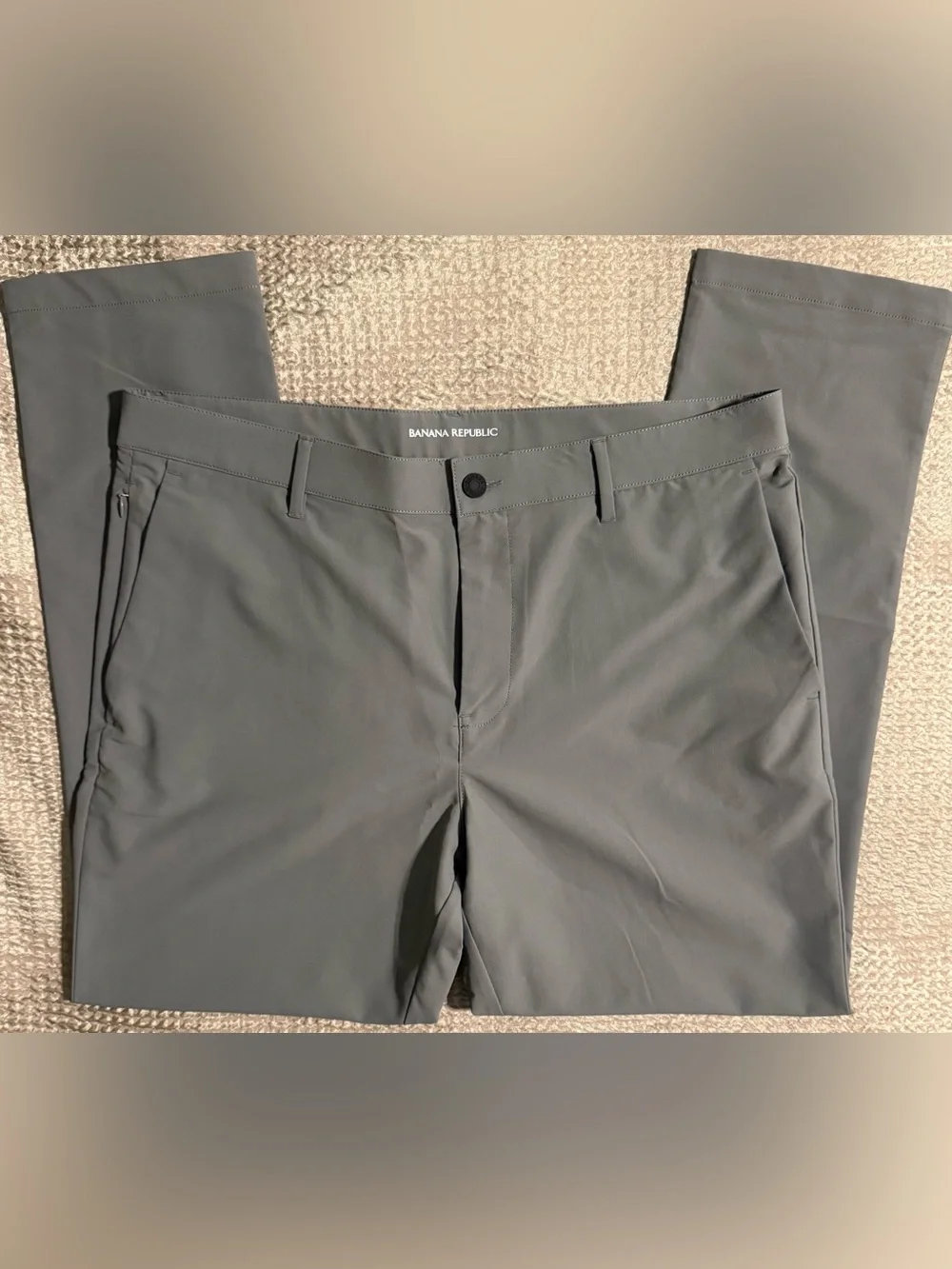 Banana Republic Men’s Tech Performance Pants Gray 36x30 Golf Travel 1557516